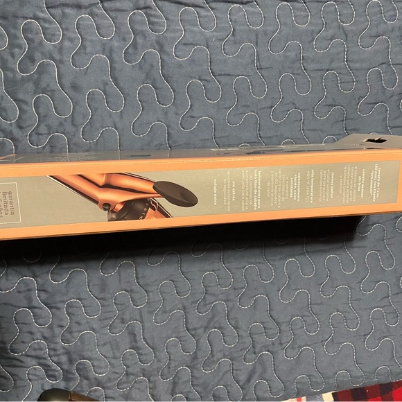 Conair infinity pro 1.25 inch rose gold titanium curling iron for loose curls - Picture 2 of 7